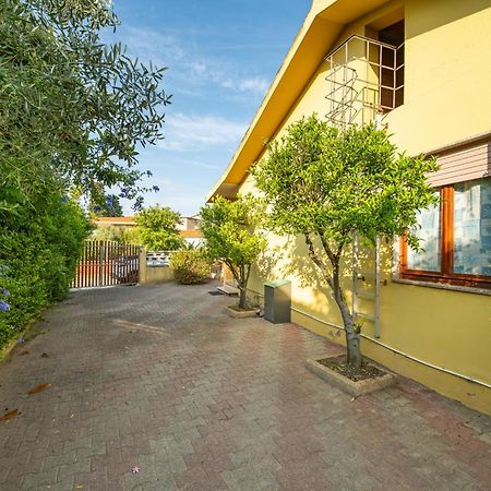 Casa Vacanze San Giovanni San Giovanni Suergiu Exterior photo