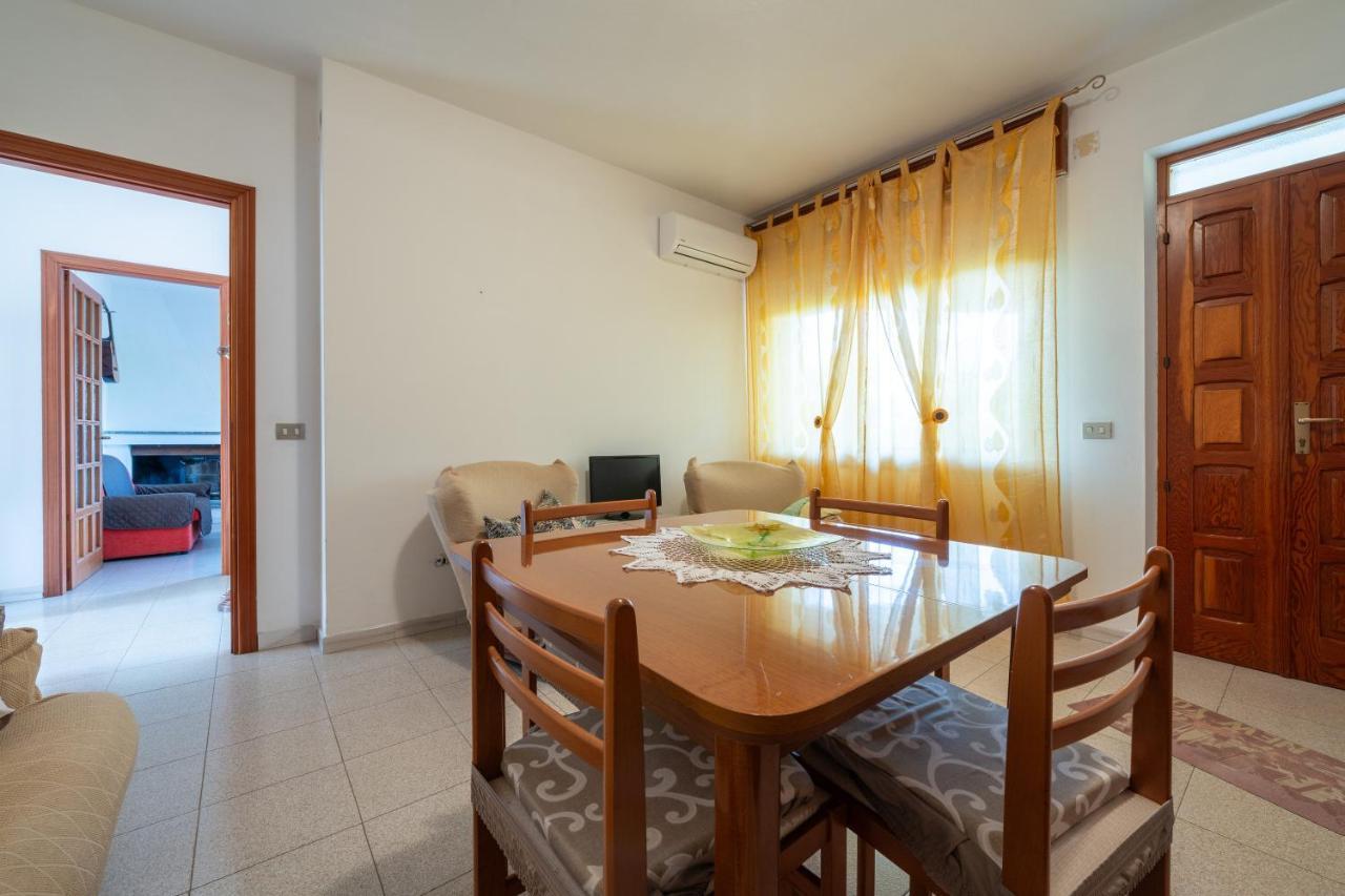 Casa Vacanze San Giovanni San Giovanni Suergiu Exterior photo